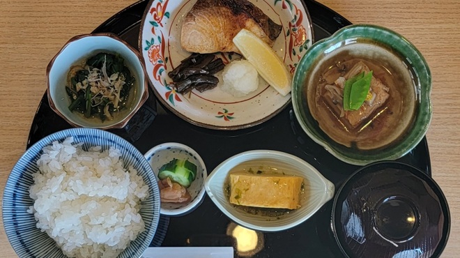 麻布 あみ城 - 料理写真:鮮魚炭火焼き膳(ランチのみ)