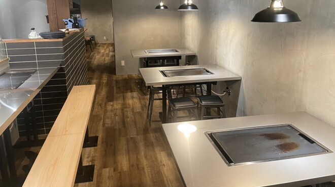 もんじゃ焼き 鉄板焼バル もじお - メイン写真: