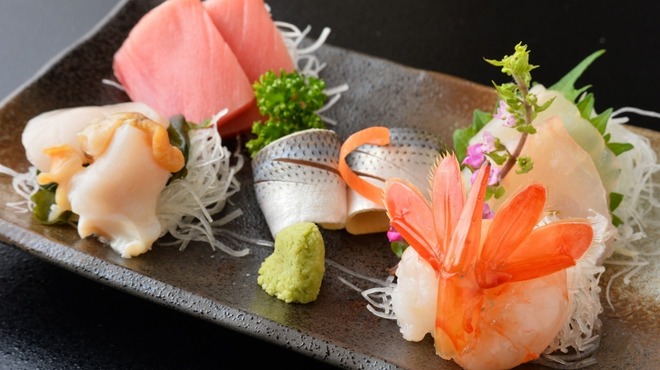 Hakodate Sushikin Souhonten - メイン写真: