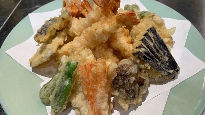 博多 太郎寿司 - メイン写真: