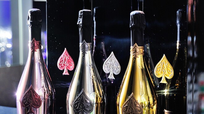 luxury bar&dining D.O.D - メイン写真: