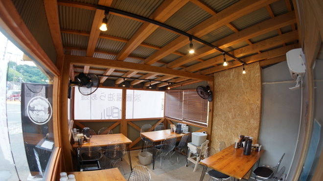 淡麗醤油らぁ麺 鶏松 - メイン写真: