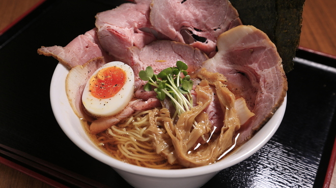 Shio Ramen Jin-Ya - メイン写真: