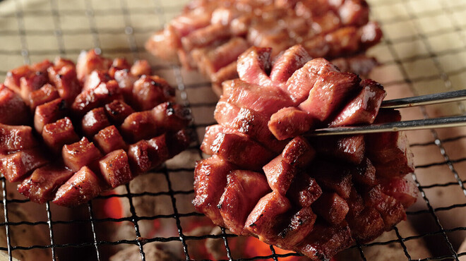 炭火焼肉おやけ - メイン写真: