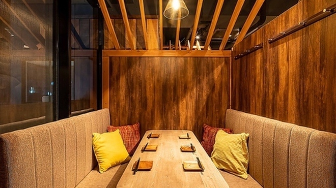 夜景ダイニング×肉バル 三宮テラス - メイン写真: