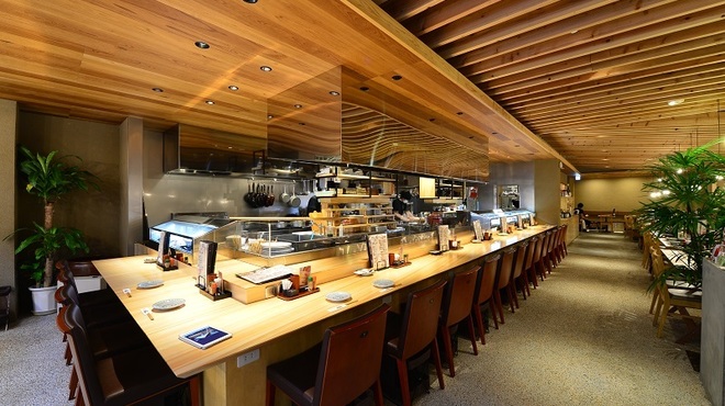 炭火焼鳥と水炊き 五郎一 - メイン写真: