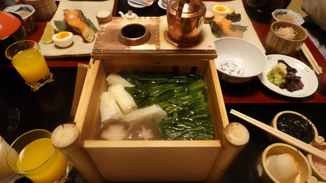 俵屋旅館 - 料理写真:湯豆腐