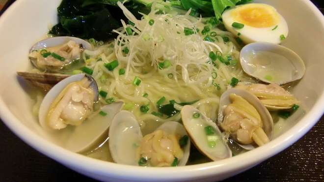 麺屋海神 - 料理写真:あら炊きあさりらぁめん