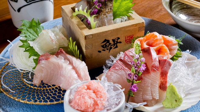 魚屋がはじめた旨い居酒屋 夢酒場 魚昇本店 - メイン写真: