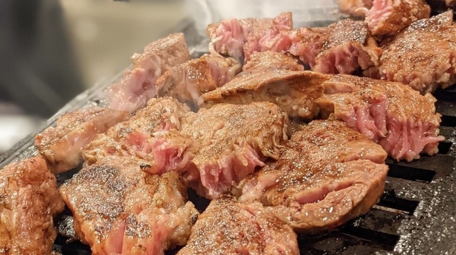 黒毛和牛ヘレ肉専門店 炭火焼肉 りきちゃん - メイン写真: