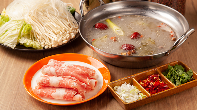 ビャンビャン麺 火鍋 成都 - メイン写真: