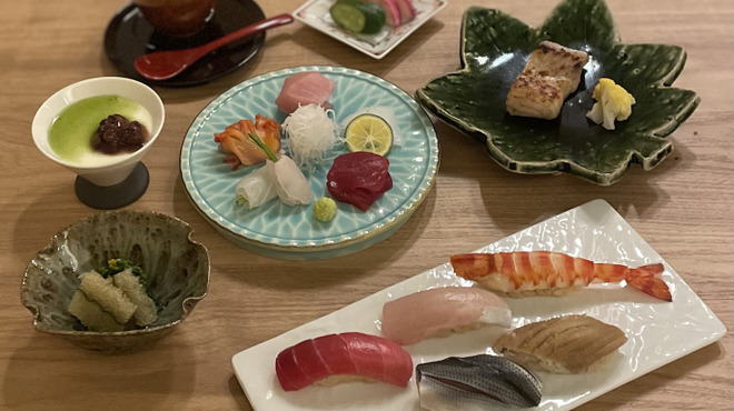 鮨 はやたか - 料理写真: