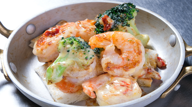 もんじゃ&鉄板 ワイン酒場 JUJUJU - メイン写真: