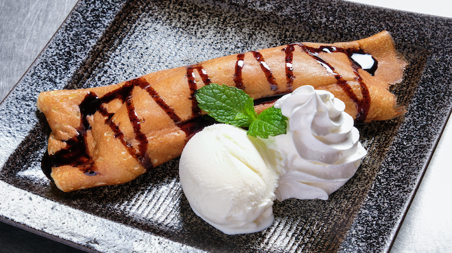 もんじゃ&鉄板 ワイン酒場 JUJUJU - メイン写真: