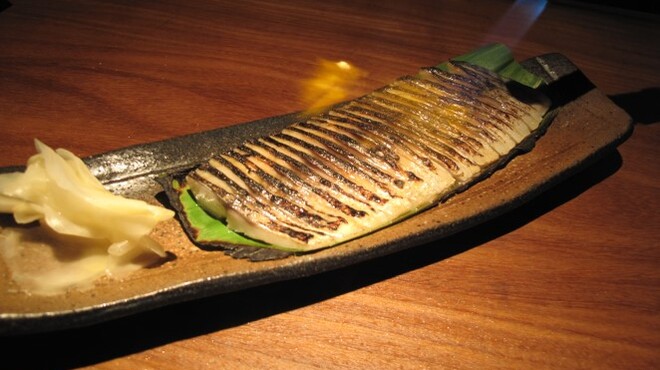 魚屋豪椀 - 料理写真:大人気あぶり〆サバ