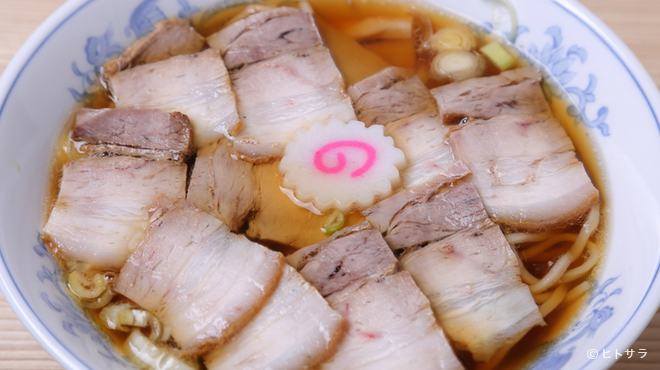 らーめん 高尾 - 料理写真:こってりとして食べ応えのある『チャーシューメン』