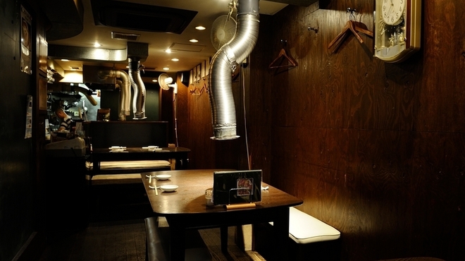 糸桜 - 内観写真:落ち着いた雰囲気の店内です。