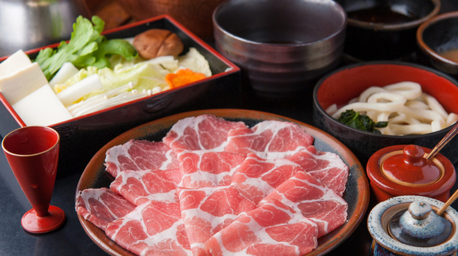 しゃぶ亭 - 料理写真:モチモチッとした歯ごたえのある『特選豚しゃぶコース』