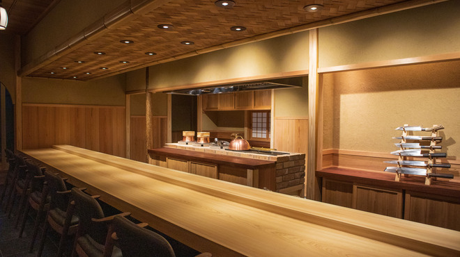 日本料理 矢の - 内観写真: