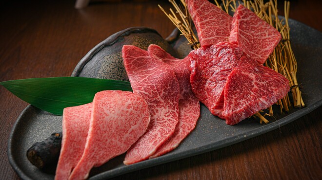 焼肉 BASE 架 - メイン写真: