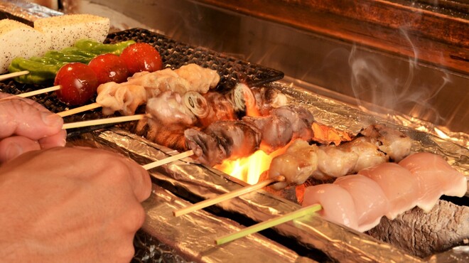 Washoku Yakitori Tomoshibi - メイン写真: