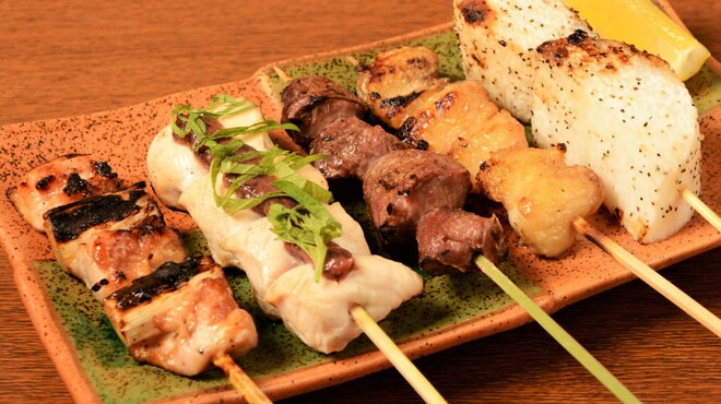 Washoku Yakitori Tomoshibi - メイン写真: