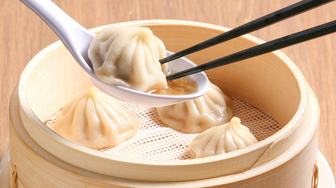 羽根つき焼小籠包 鼎’s - メイン写真: