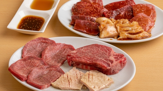 肉のあかい - メイン写真: