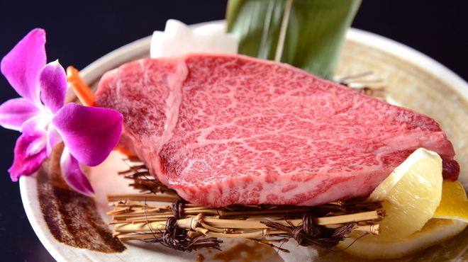 E-Go Yamagata Gyuu Ittou Gaiyakiniku Kurobeko - メイン写真: