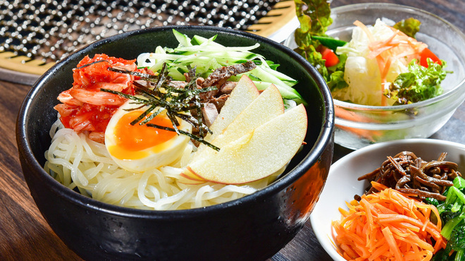 焼肉 鳳梨 - 料理写真:6/10～　ランチ限定　鳳梨特製冷麺
