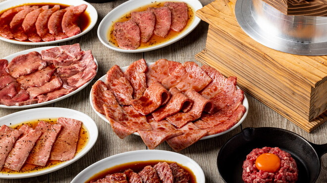 個室焼肉ITADAKI - 料理写真: