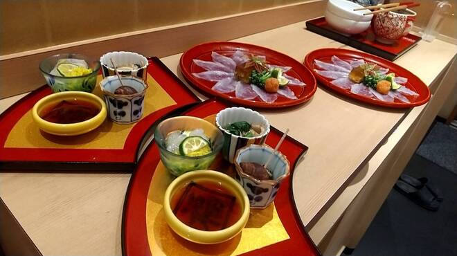 和食　山崎 - 料理写真:ふぐコースのお造りと前菜