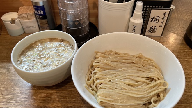 中華そば 桐麺 - メイン写真: