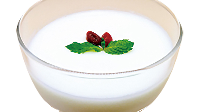 茶薫 小籠包 - 料理写真:杏仁豆腐