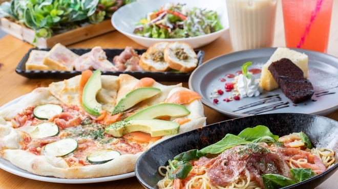 PASTA&PIZZA SWEETS LaPACE - メイン写真: