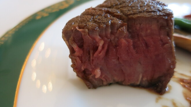 クラブ33 - 料理写真:肉の火入れも良いです