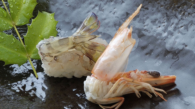 寿司上野坂 - 料理写真:天然食材にこだわった寿司