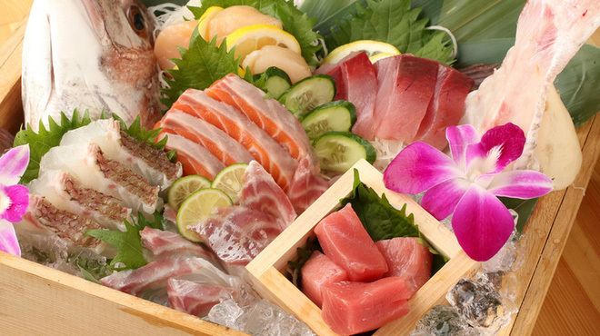 酒と肴と藁焼き わだつみ - メイン写真: