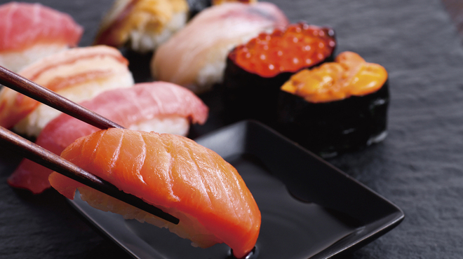 Sushi To Sake Suicchi - メイン写真: