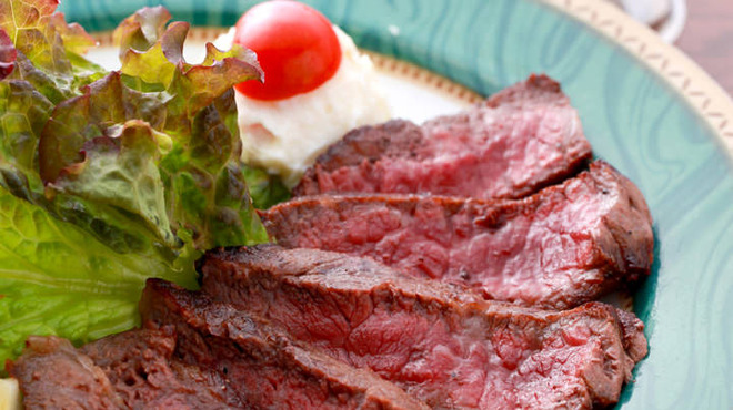 幸蔵 - 料理写真:幸蔵は魚以外にも黒毛和牛ステーキや居酒屋メニュー等を多数ご用意しております！ 