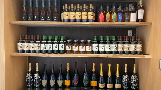 有楽町かきだ - ドリンク写真:日本が誇るお酒を多数取り扱い