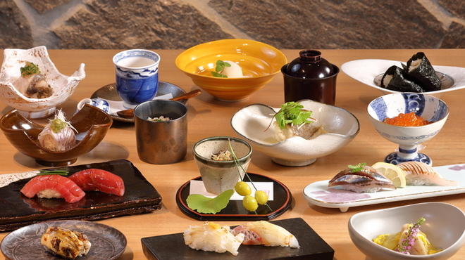 鮨・日本料理 暦 - 料理写真:鮨ディナーイメージ