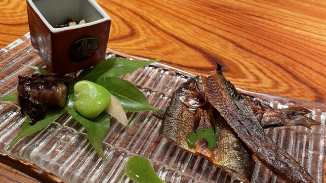 はなれ 味重 - 料理写真:鮎の干物