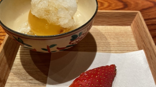 はなれ 味重 - 料理写真:南高梅　苺
