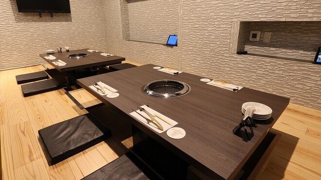 北海道焼肉 かねうし - メイン写真: