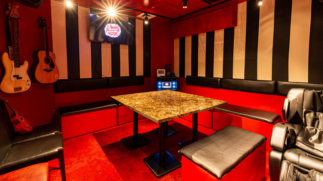 BAR HEAVENS KITCHEN - メイン写真: