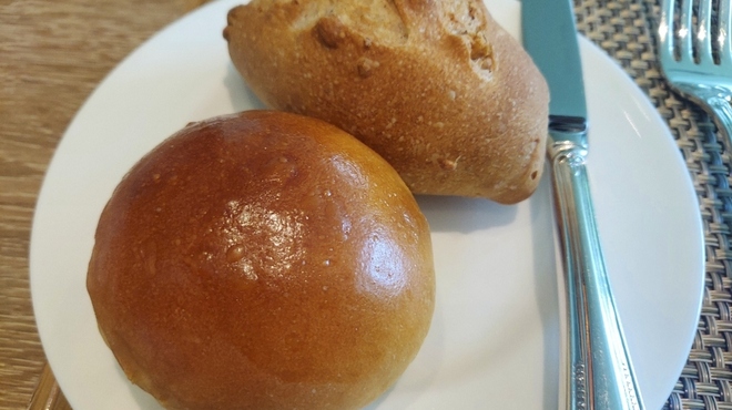 レストラン 竜神亭 - 料理写真:パンがとても美味しい