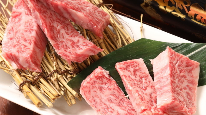 Gyuumai Horumon Yakiniku Sakaba - メイン写真: