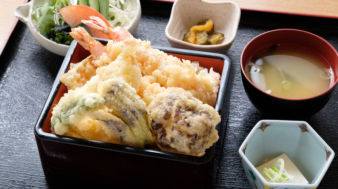 Nihonryouri Ginza Mangiku - メイン写真: