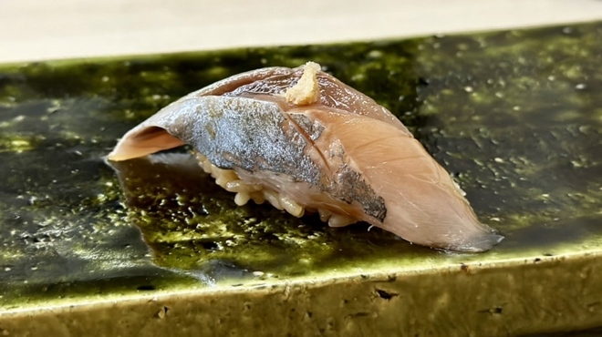 鮨おかだ - 料理写真:アジ